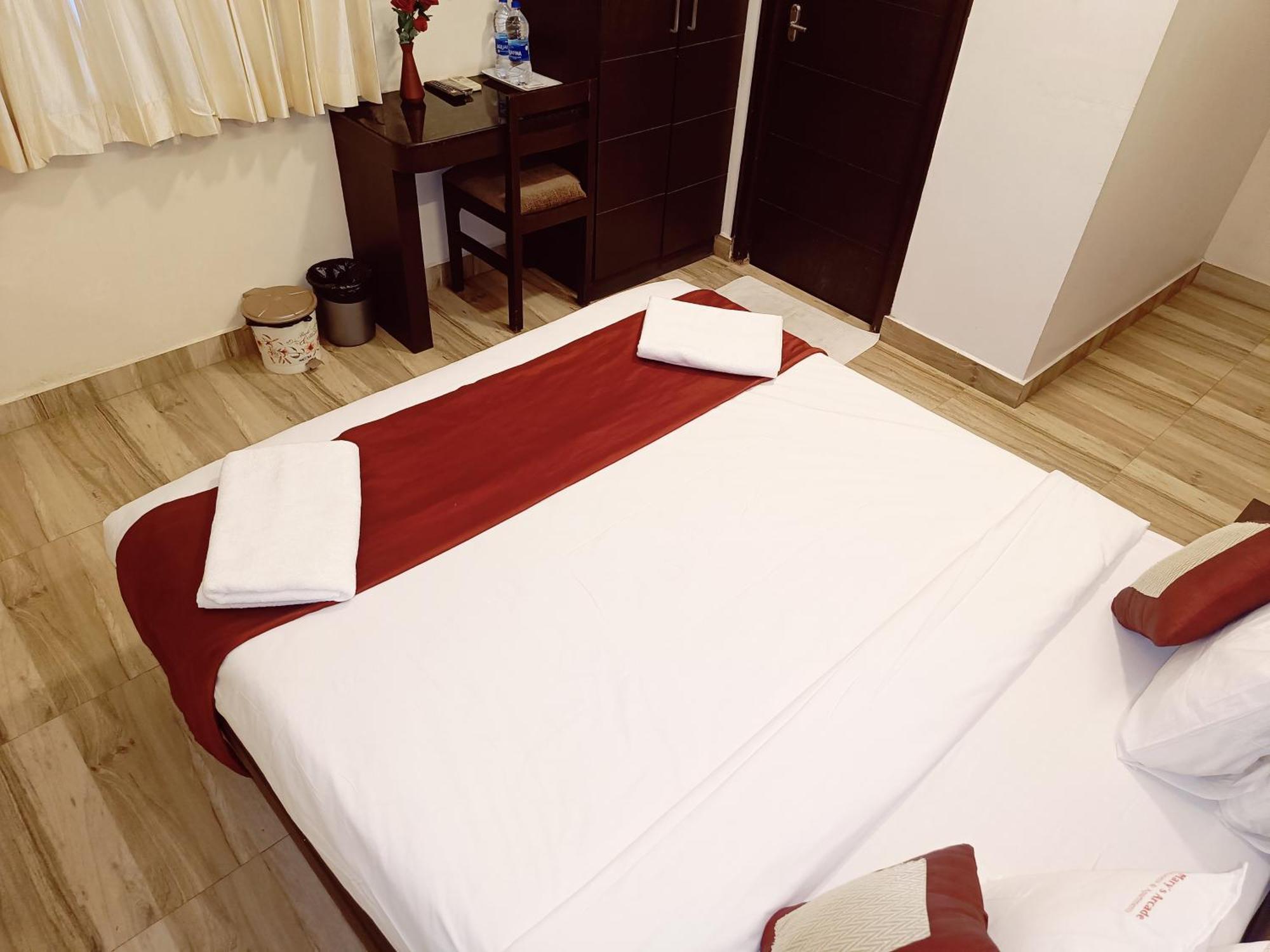 Hotel Marys Arcade Thanjavur Eksteriør billede