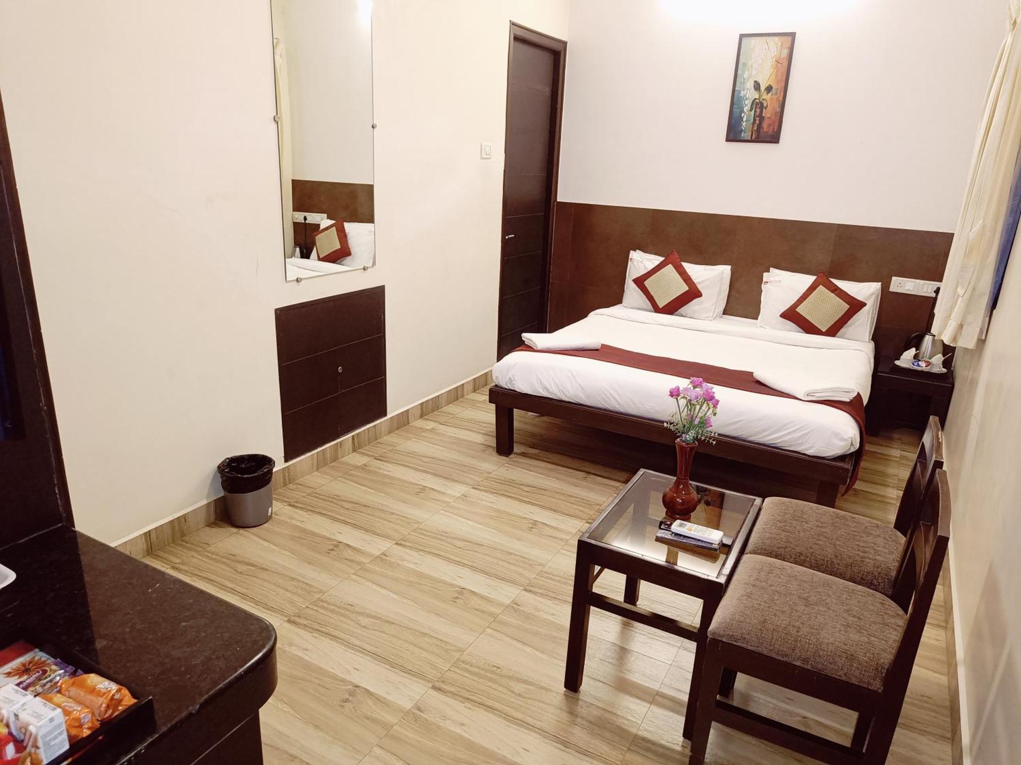 Hotel Marys Arcade Thanjavur Eksteriør billede