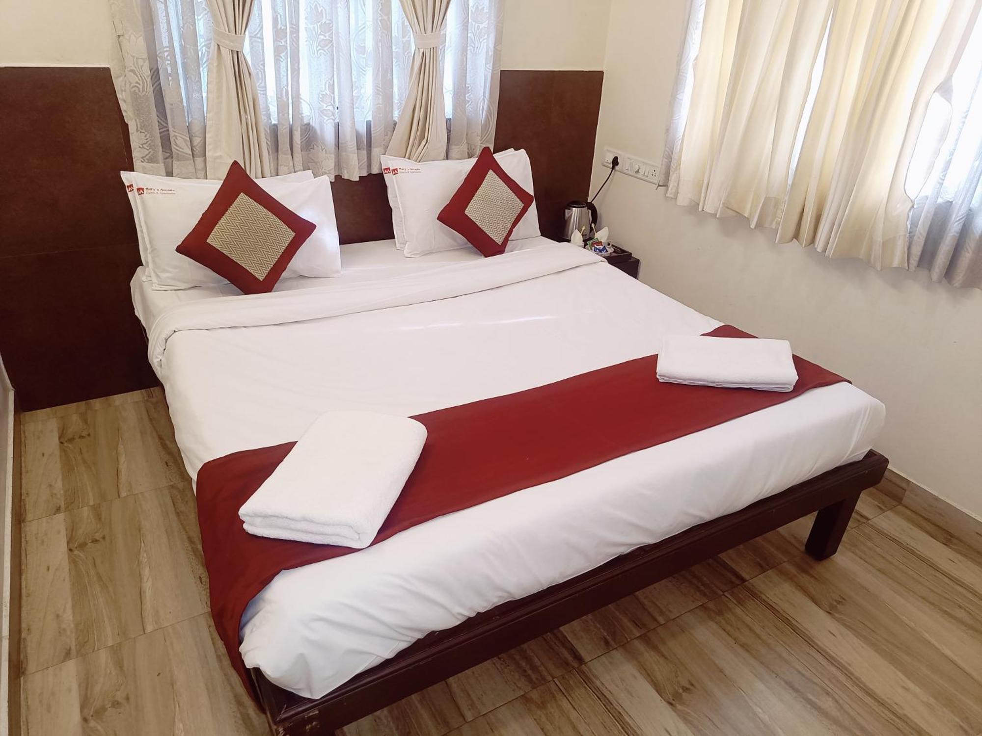 Hotel Marys Arcade Thanjavur Eksteriør billede