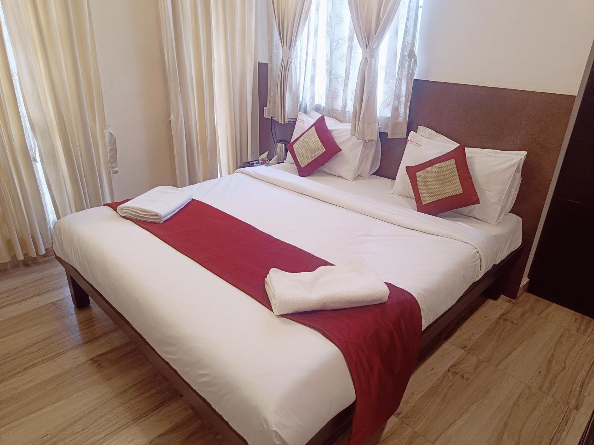 Hotel Marys Arcade Thanjavur Eksteriør billede