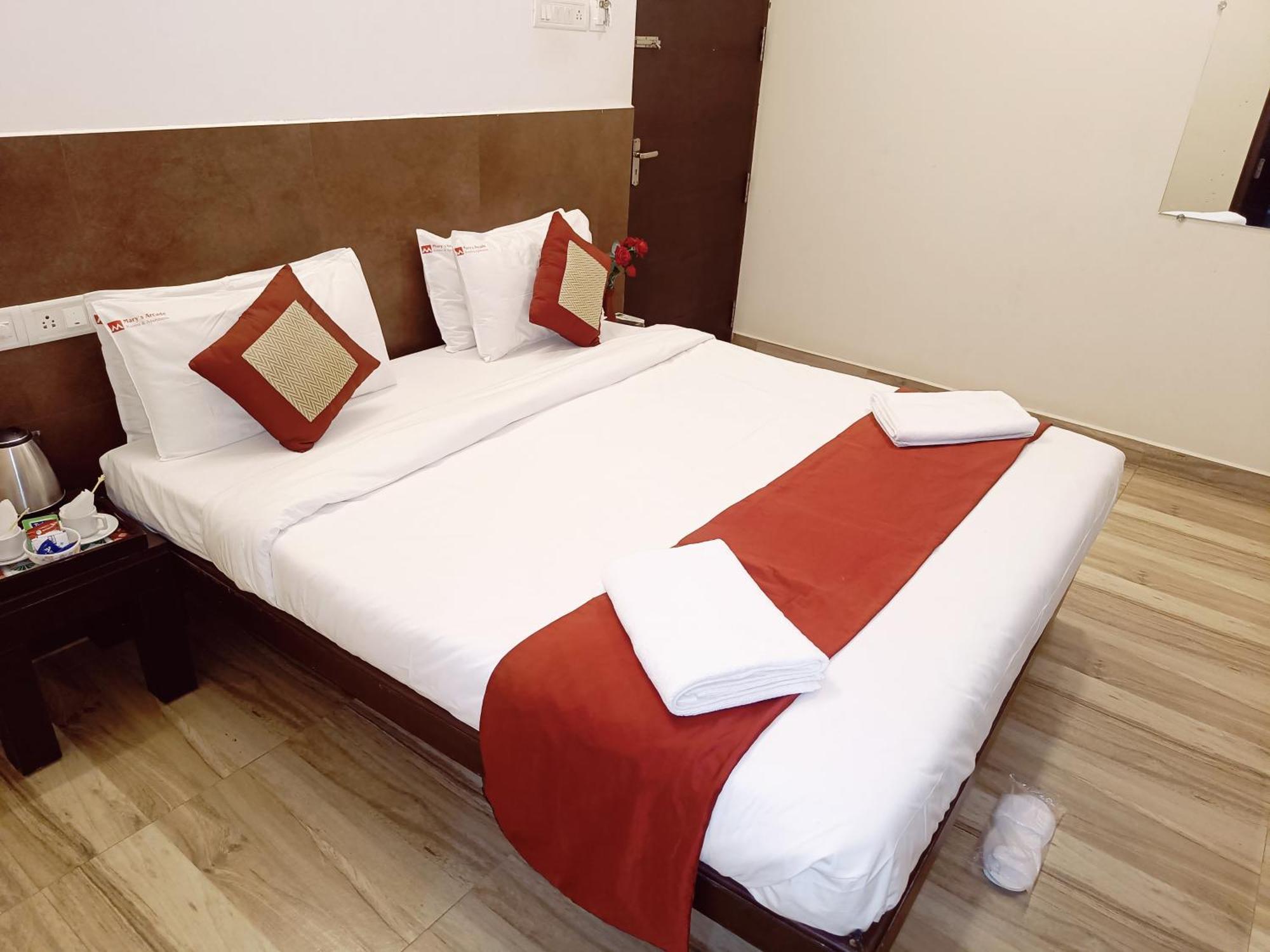 Hotel Marys Arcade Thanjavur Eksteriør billede