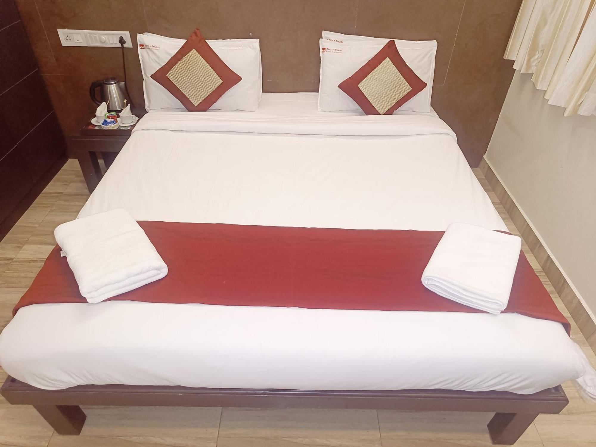 Hotel Marys Arcade Thanjavur Eksteriør billede